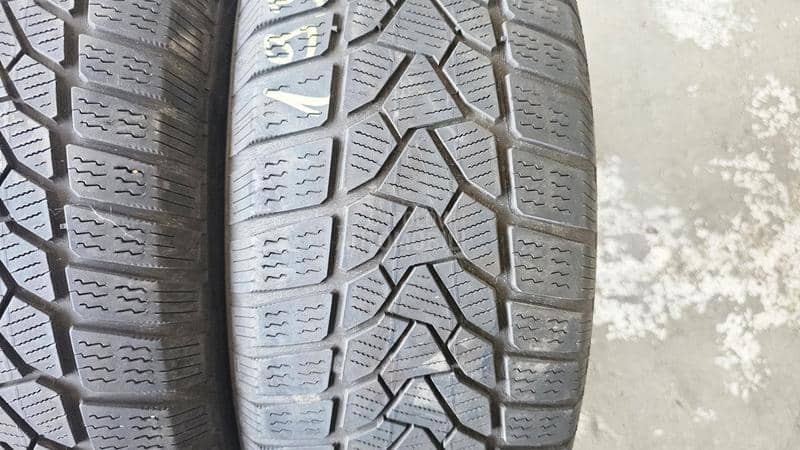 Uniroyal 195/65 R15 Zimska