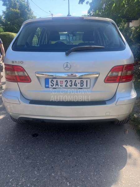 Mercedes Benz B 180 BlueEFFICIENCY