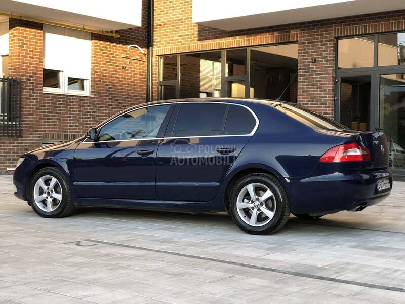 Škoda Superb 