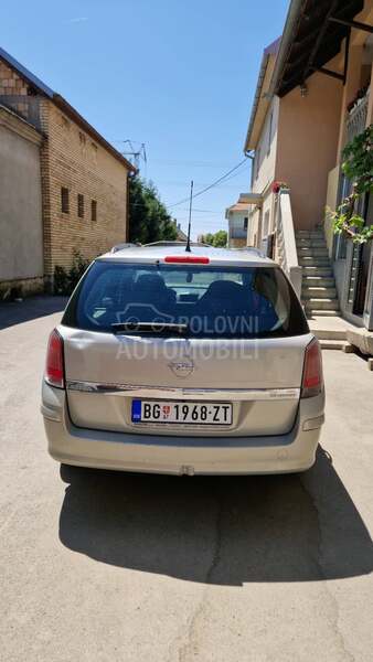 Opel Astra H 1,6 twinport