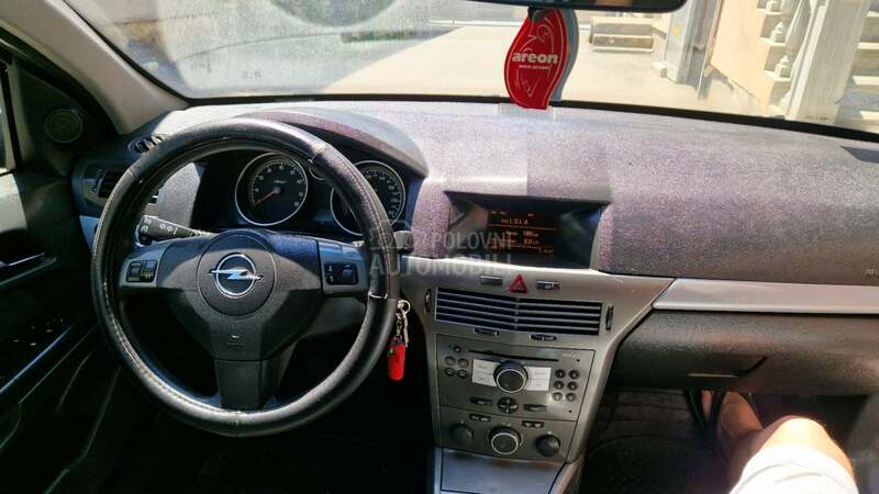 Opel Astra H 1,6 twinport