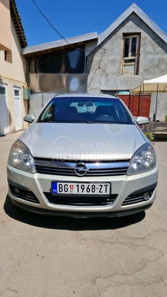 Opel Astra H 1,6 twinport