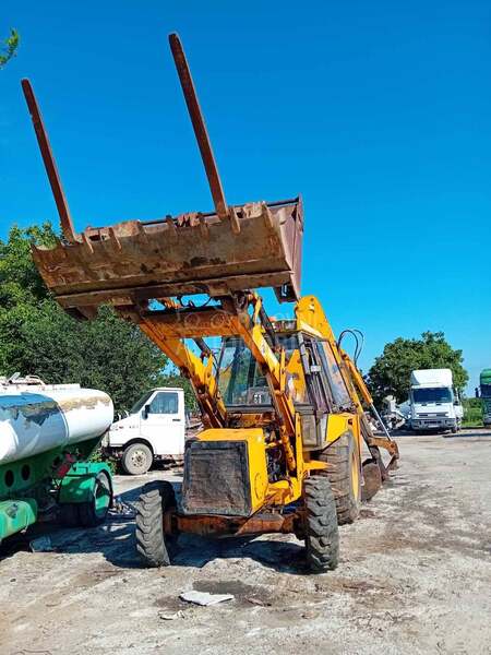 JCB 3cx