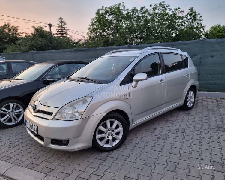Toyota Corolla Verso 2.2 d4d