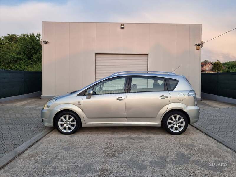 Toyota Corolla Verso 2.2 d4d