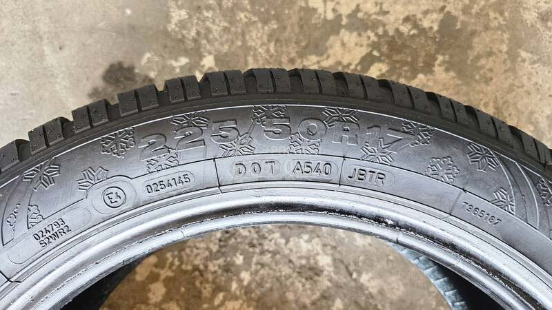 Dunlop 225/50 R17 Zimska