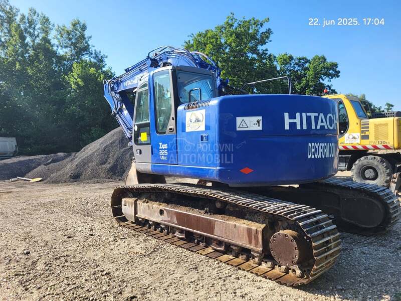 Hitachi Zaxis 225