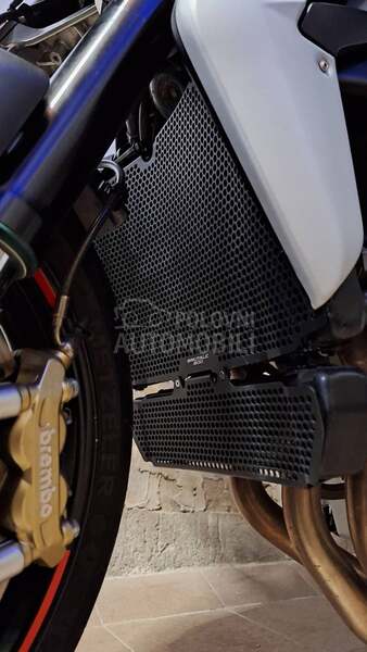 MV Agusta F800 R BRUTALE