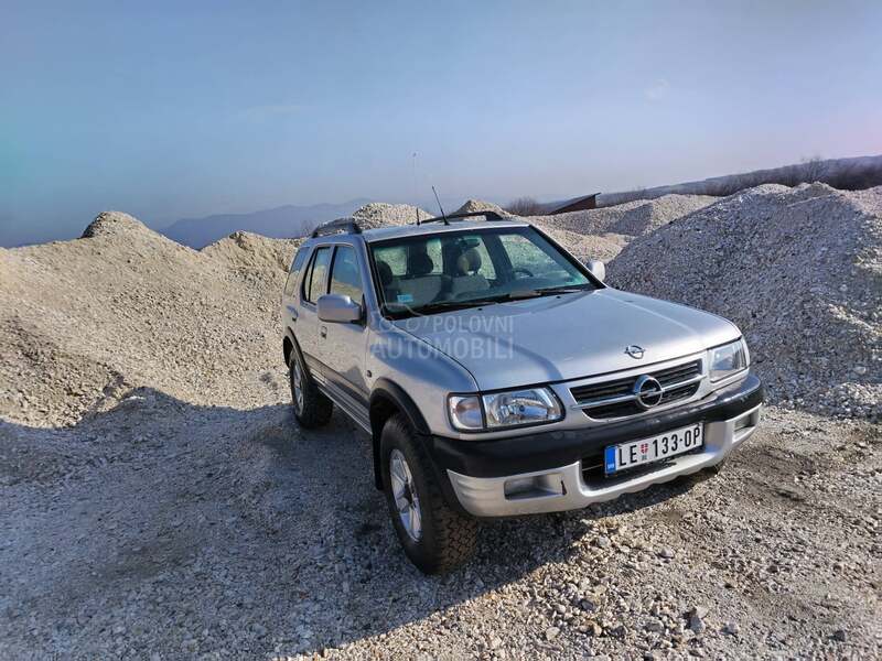 Opel Frontera 