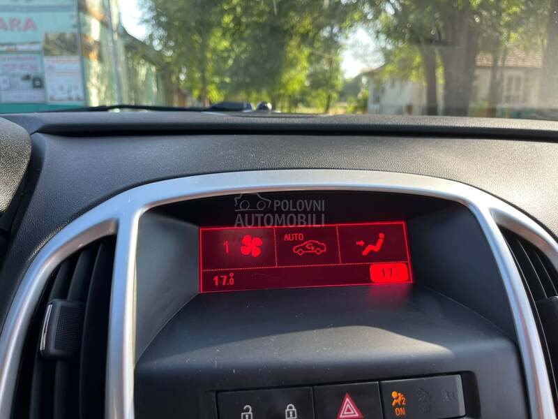 Opel Astra J 1.4b TURBO