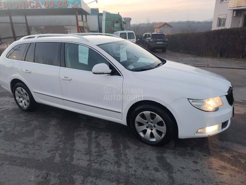 Škoda Superb 
