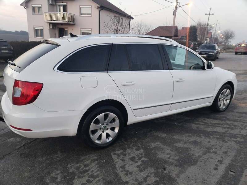 Škoda Superb 