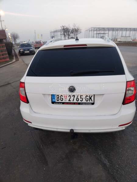 Škoda Superb 