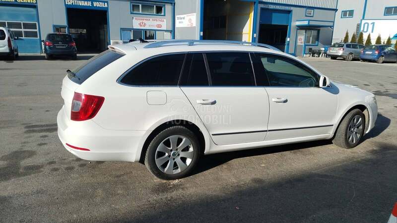 Škoda Superb 