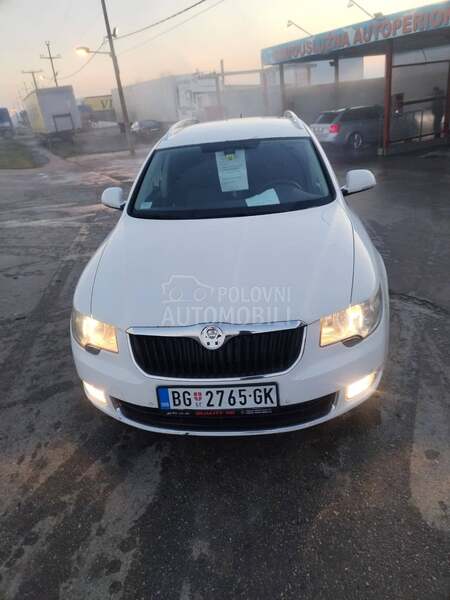 Škoda Superb 