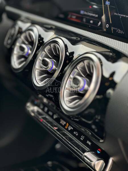 Mercedes Benz CLA 180 d  AMG