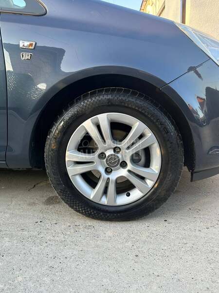 Opel Corsa D 1.3CDTI Ful oprema