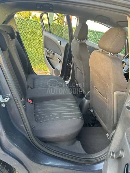 Opel Corsa D 1.3CDTI Ful oprema