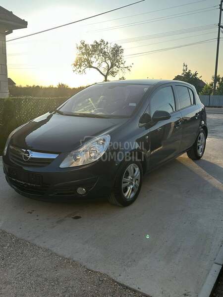 Opel Corsa D 1.3CDTI Ful oprema