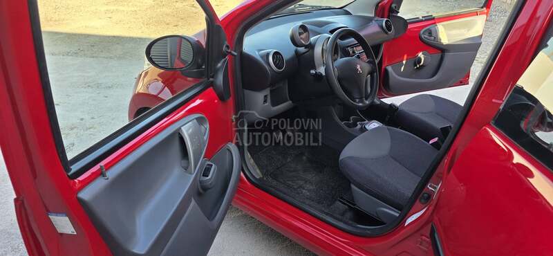 Peugeot 107 1.0b a.utomatic t.op