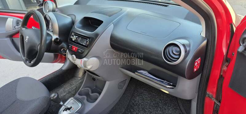 Peugeot 107 1.0b a.utomatic t.op