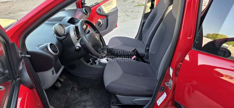 Peugeot 107 1.0b a.utomatic t.op