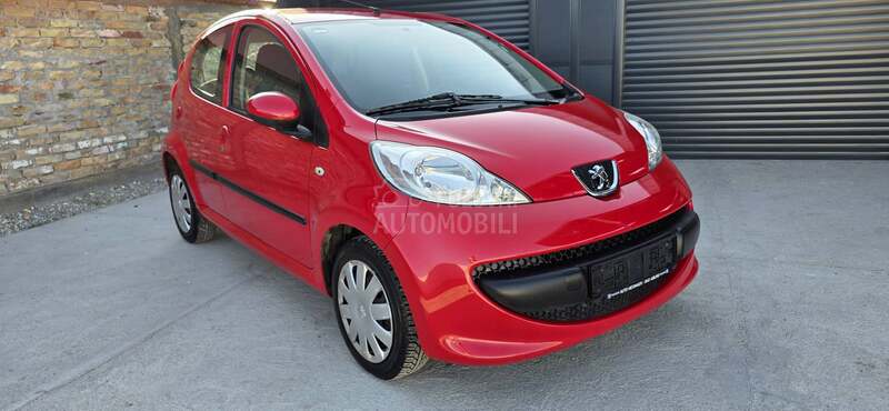 Peugeot 107 1.0b a.utomatic t.op