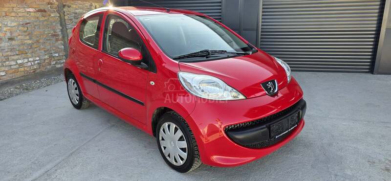Peugeot 107 1.0b a.utomatic t.op