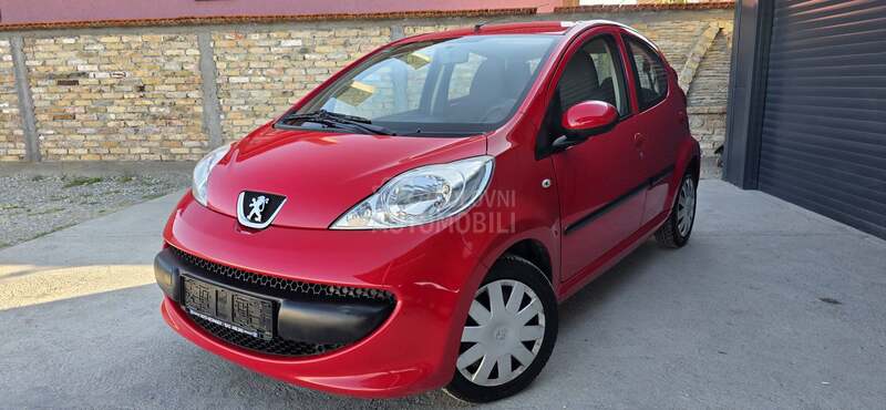 Peugeot 107 1.0b a.utomatic t.op