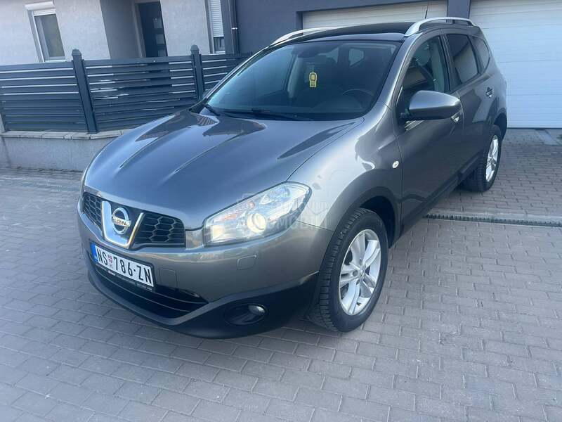 Nissan Qashqai + 2 2.0dCi/7 SEDIŠTA