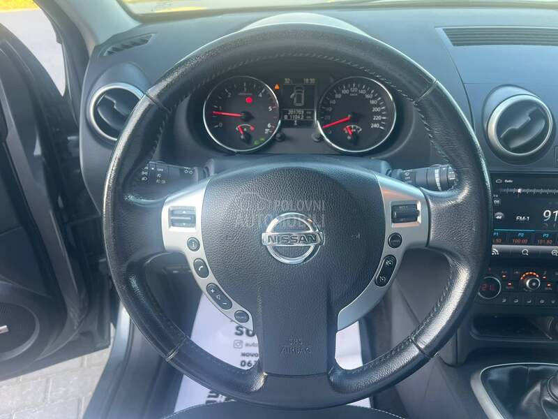 Nissan Qashqai + 2 2.0dCi/7 SEDIŠTA
