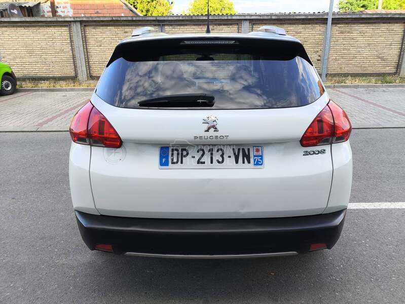 Peugeot 2008 1.2 CrossWay Pano