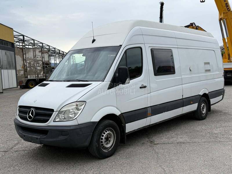 Mercedes Benz Sprinter