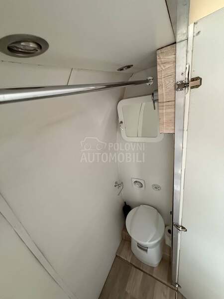 Mercedes Benz Sprinter