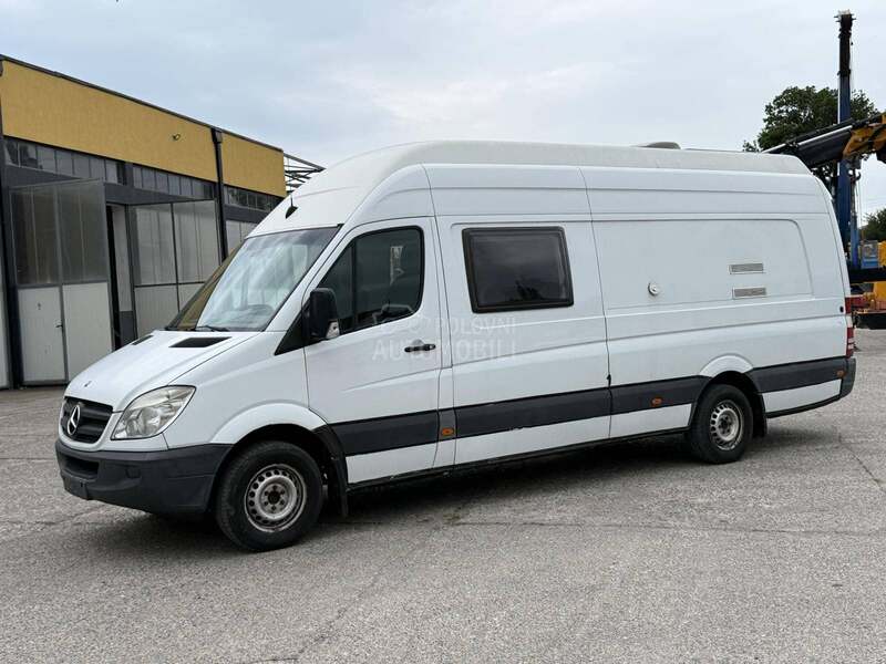 Mercedes Benz Sprinter