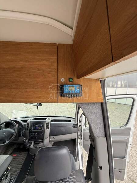 Mercedes Benz Sprinter