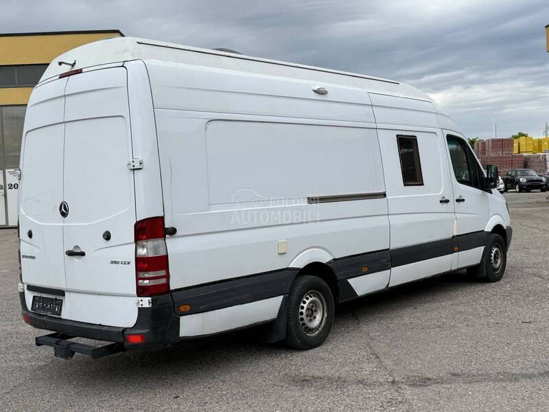 Mercedes Benz Sprinter