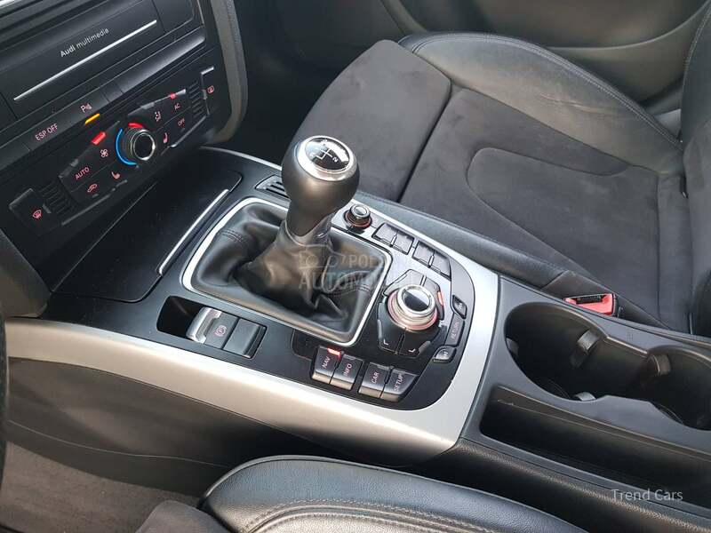 Audi A4 2.0 TDI S LINE