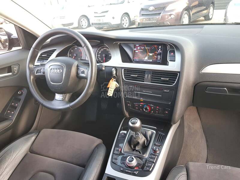 Audi A4 2.0 TDI S LINE