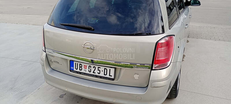 Opel Astra H 1,6 16v