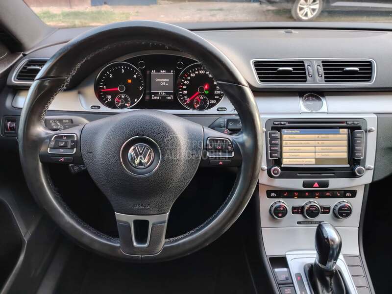 Volkswagen Passat B7 