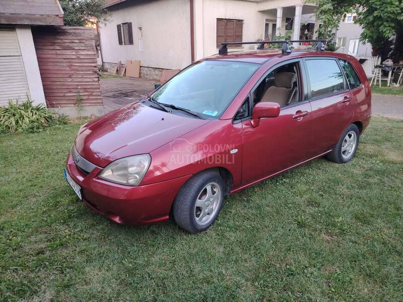 Suzuki Liana 
