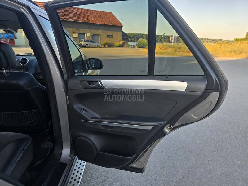 Mercedes Benz ML 280 