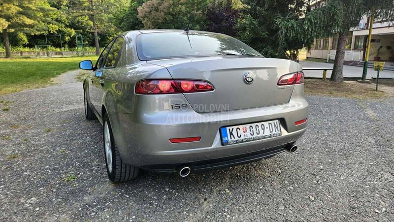 Alfa Romeo 159 2.4 EMOZIONE