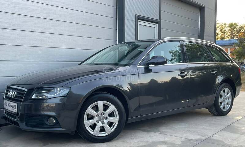 Audi A4 AUT XEN NA.VI