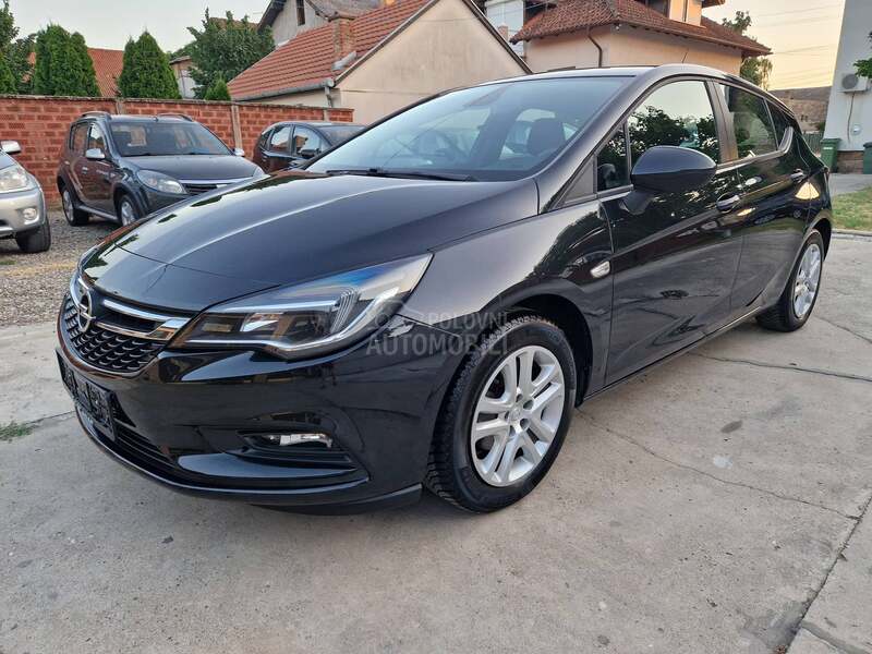 Opel Astra K 1.0 b NOV