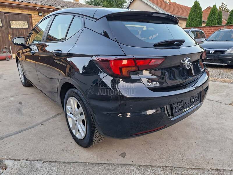 Opel Astra K 1.0 b NOV