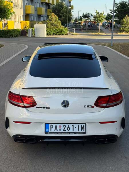 Mercedes Benz C 63 AMG 