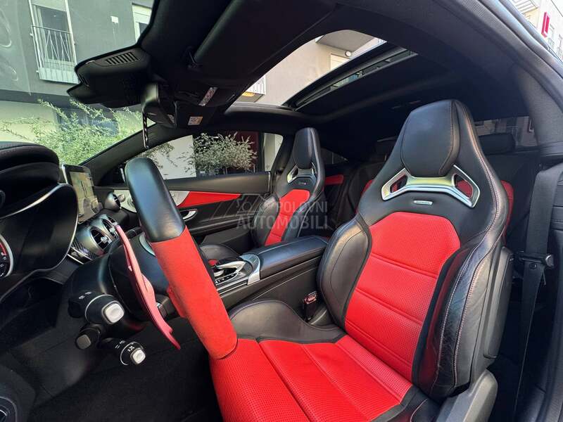 Mercedes Benz C 63 AMG 