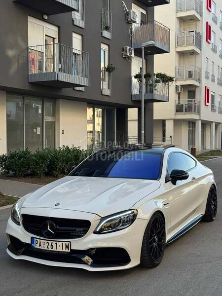 Mercedes Benz C 63 AMG 